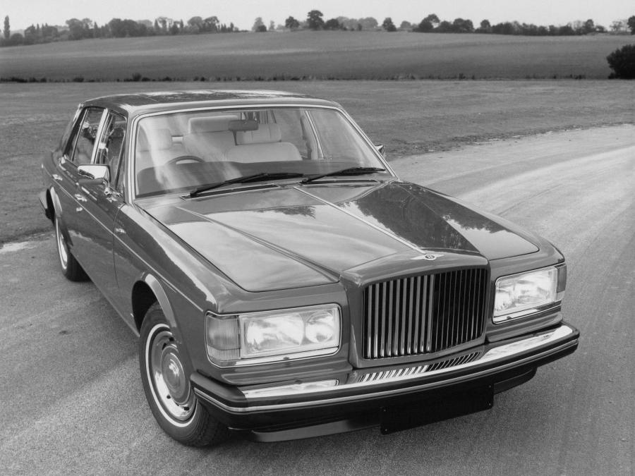  Bentley Mulsanne Turbo 1982 года  (фото 2 из 4)